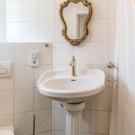 One-bedroom In