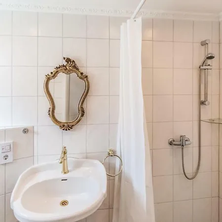 One-bedroom In *
